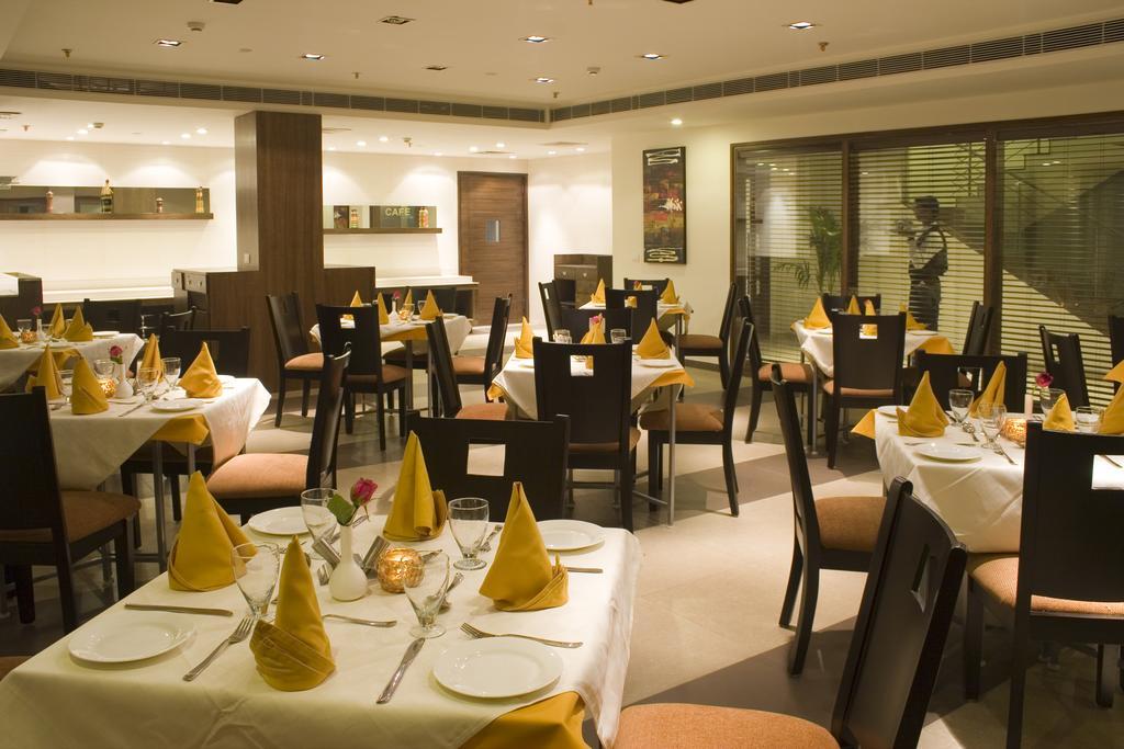 Shervani Nehru Place New Delhi Extérieur photo