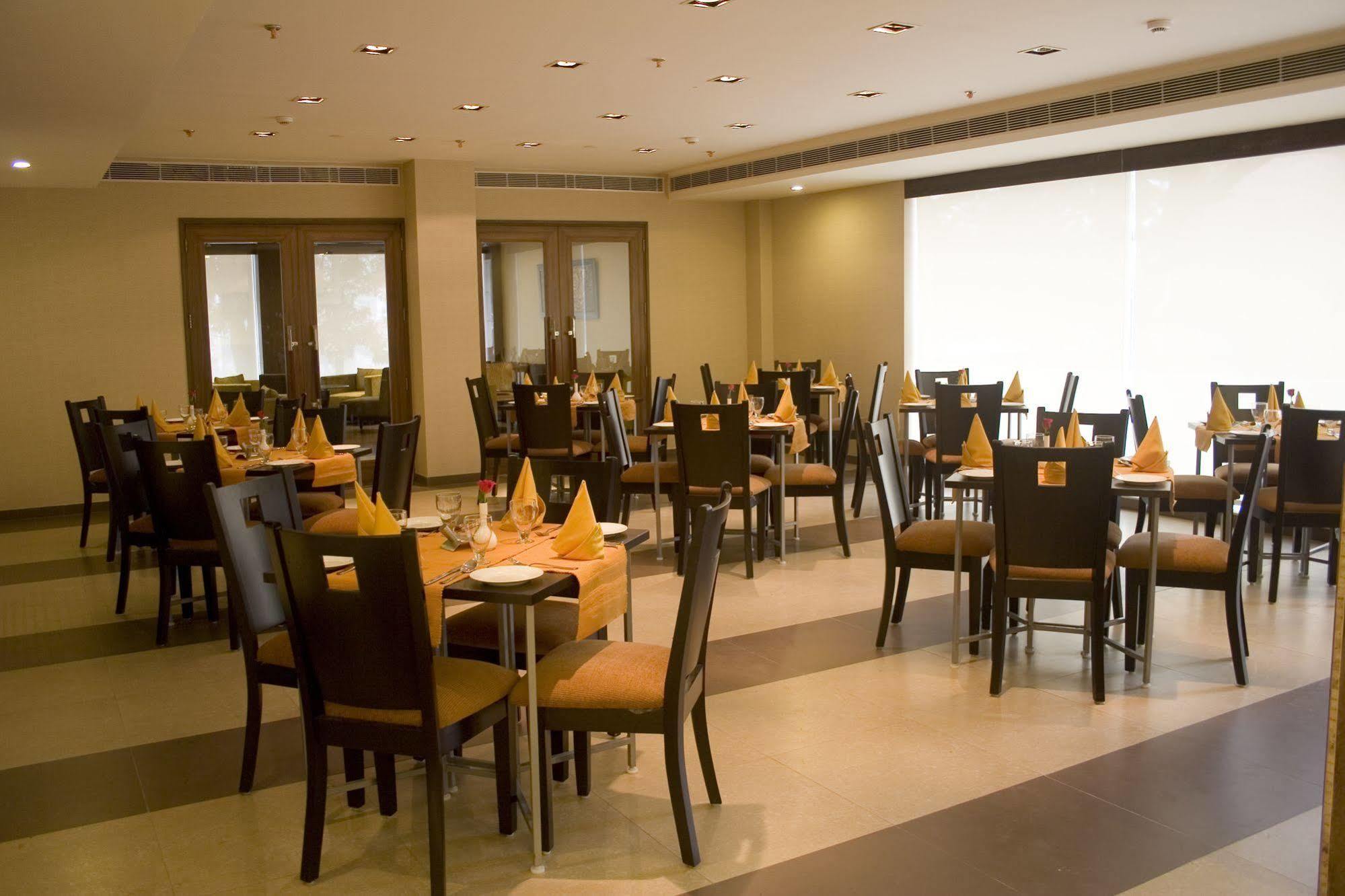 Shervani Nehru Place New Delhi Extérieur photo